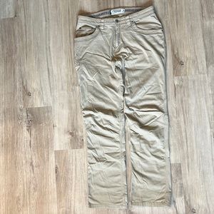 Men’s Mountain Khaki Pants - Classic Fit